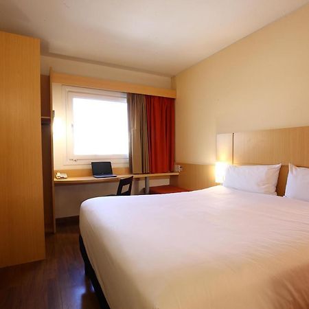 Ibis Buenos Aires Obelisco Hotell Eksteriør bilde