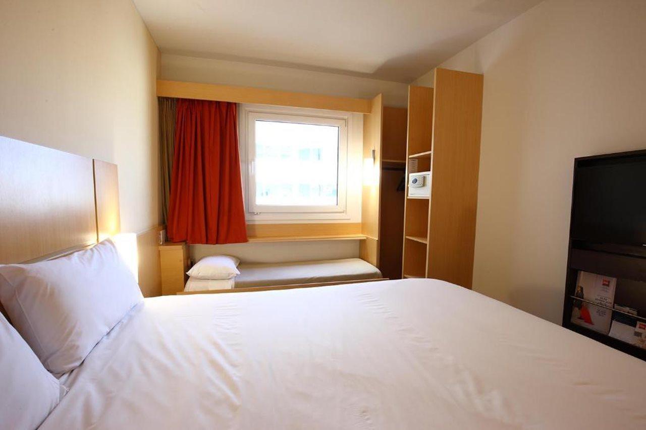 Ibis Buenos Aires Obelisco Hotell Eksteriør bilde