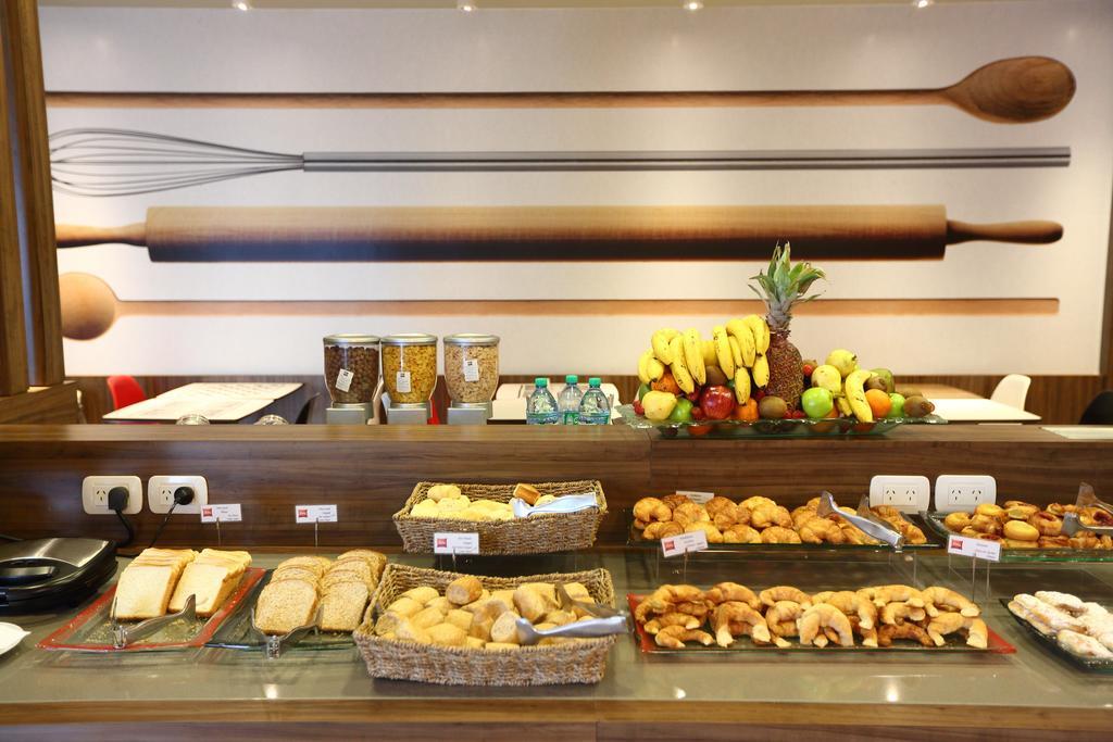 Ibis Buenos Aires Obelisco Hotell Eksteriør bilde
