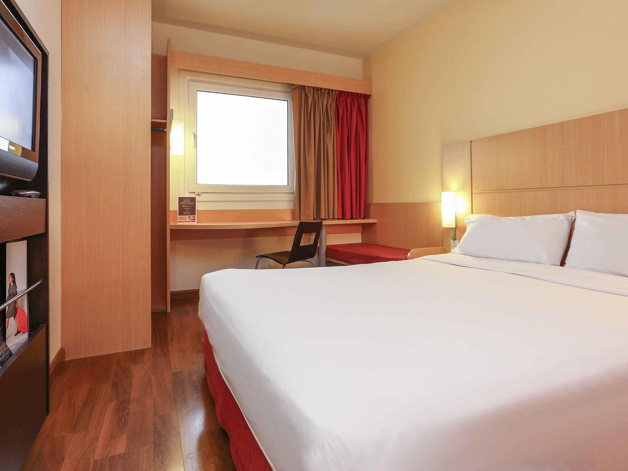 Ibis Buenos Aires Obelisco Hotell Eksteriør bilde